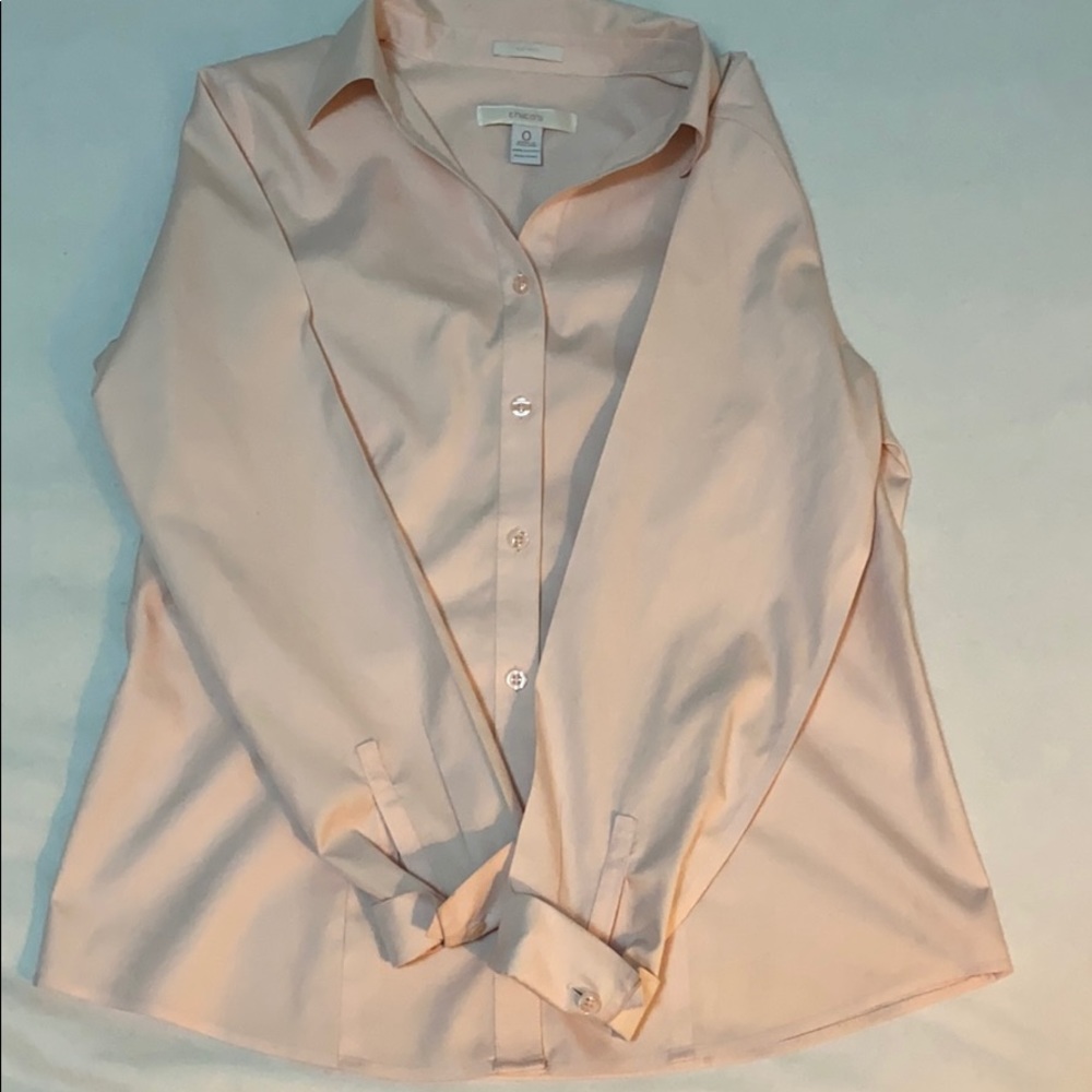 CHICOS no-iron collard top (button up)
